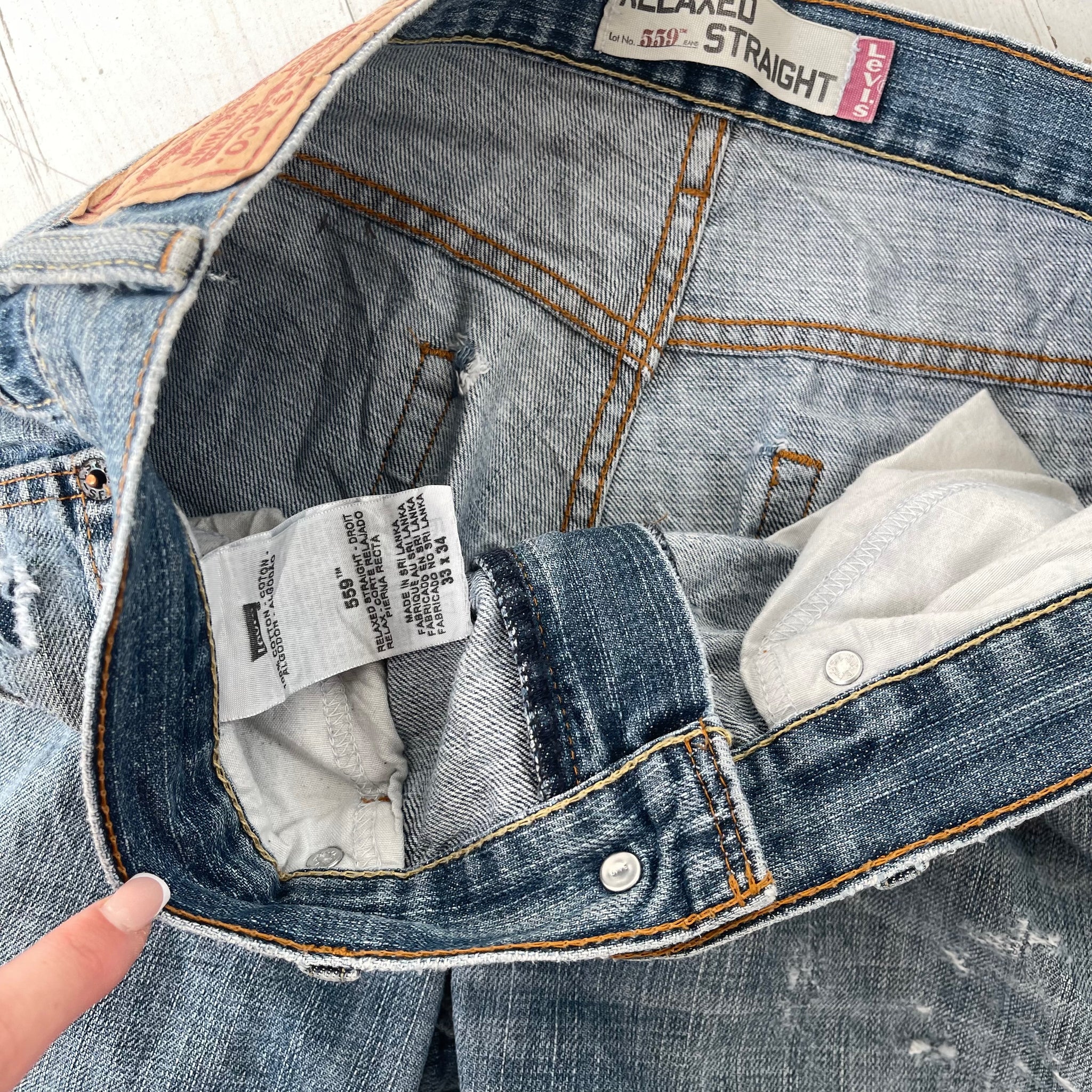 1 of 1 Reworked Levi’s (W33L34)