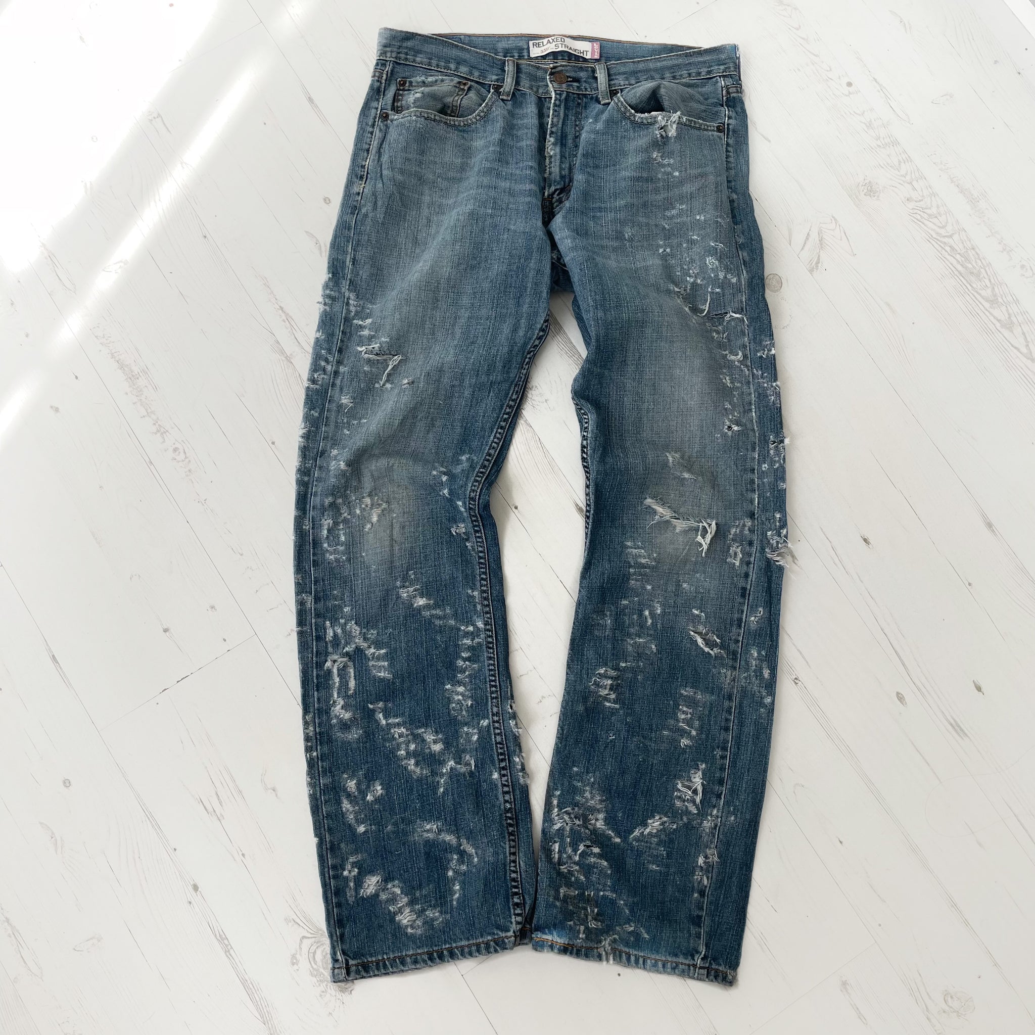 1 of 1 Reworked Levi’s (W33L34)