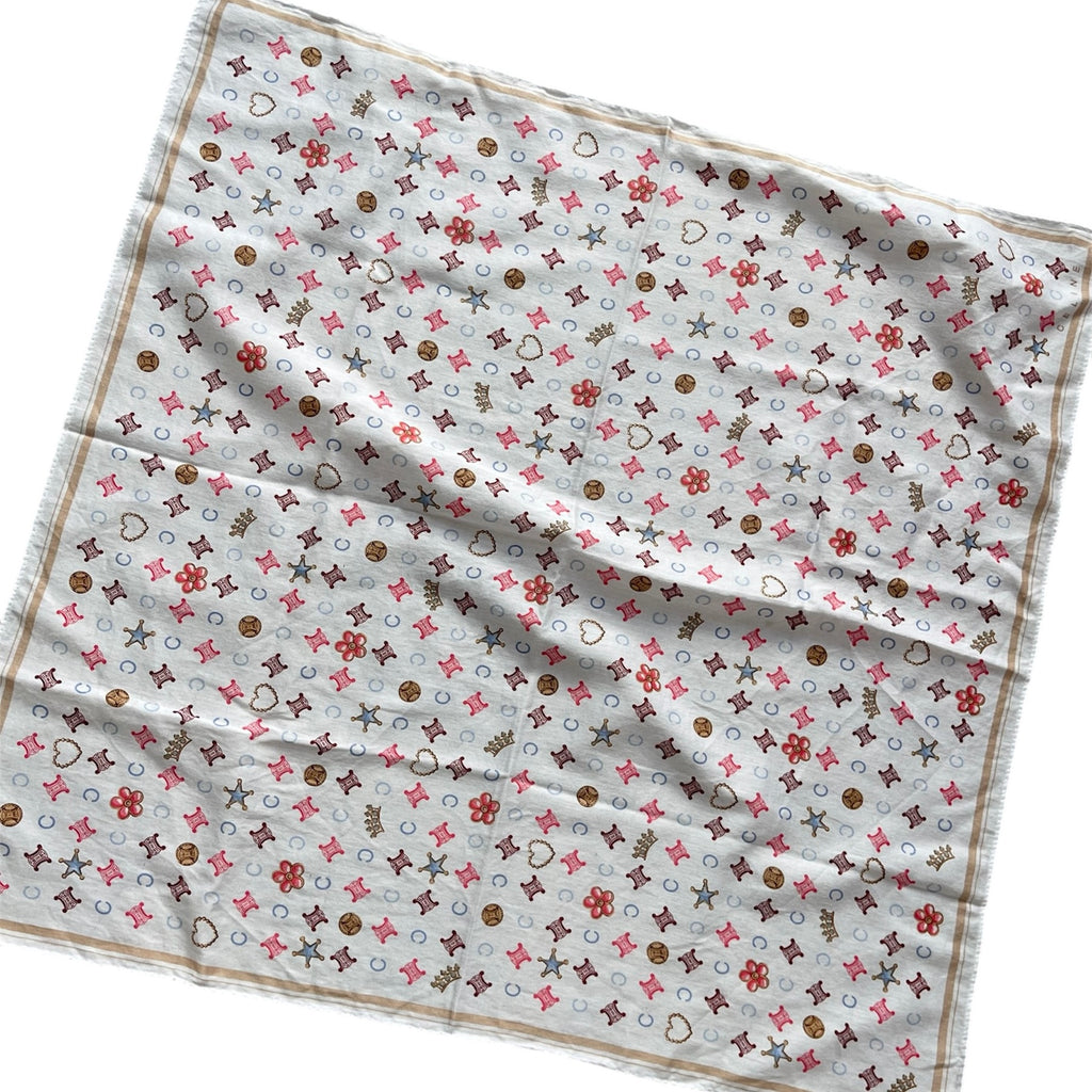 Céline Scarf