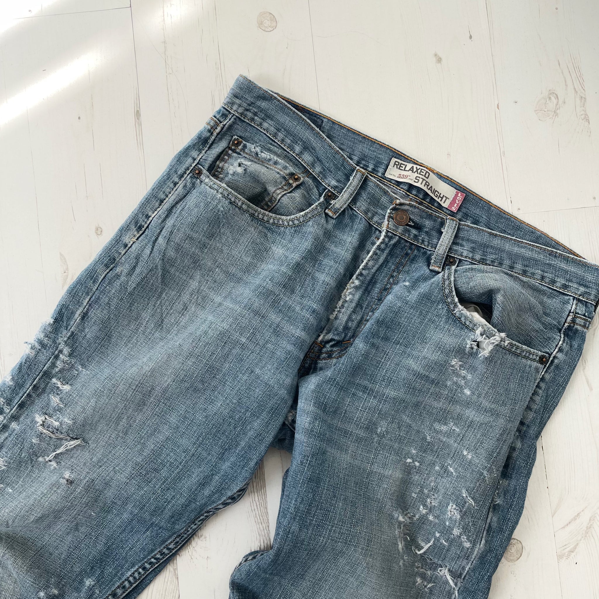 1 of 1 Reworked Levi’s (W33L34)