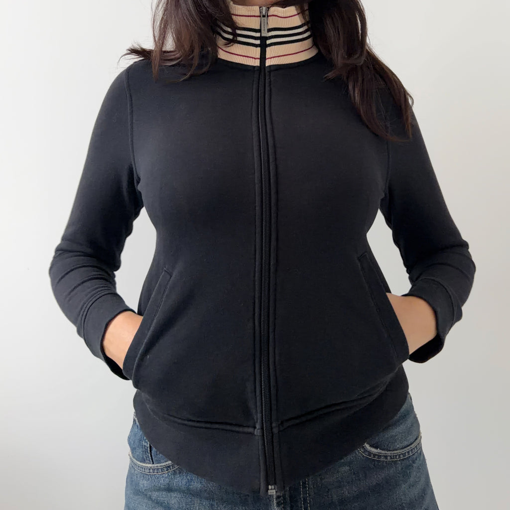 Burberry Zip Up (M)