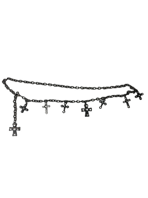 Chain belt with crosses